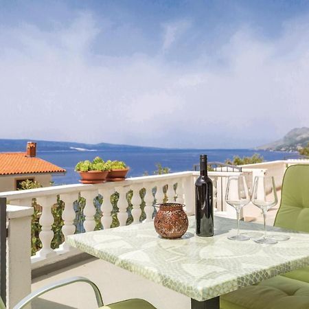 Lovely Apartment In Brela With House Sea View Esterno foto