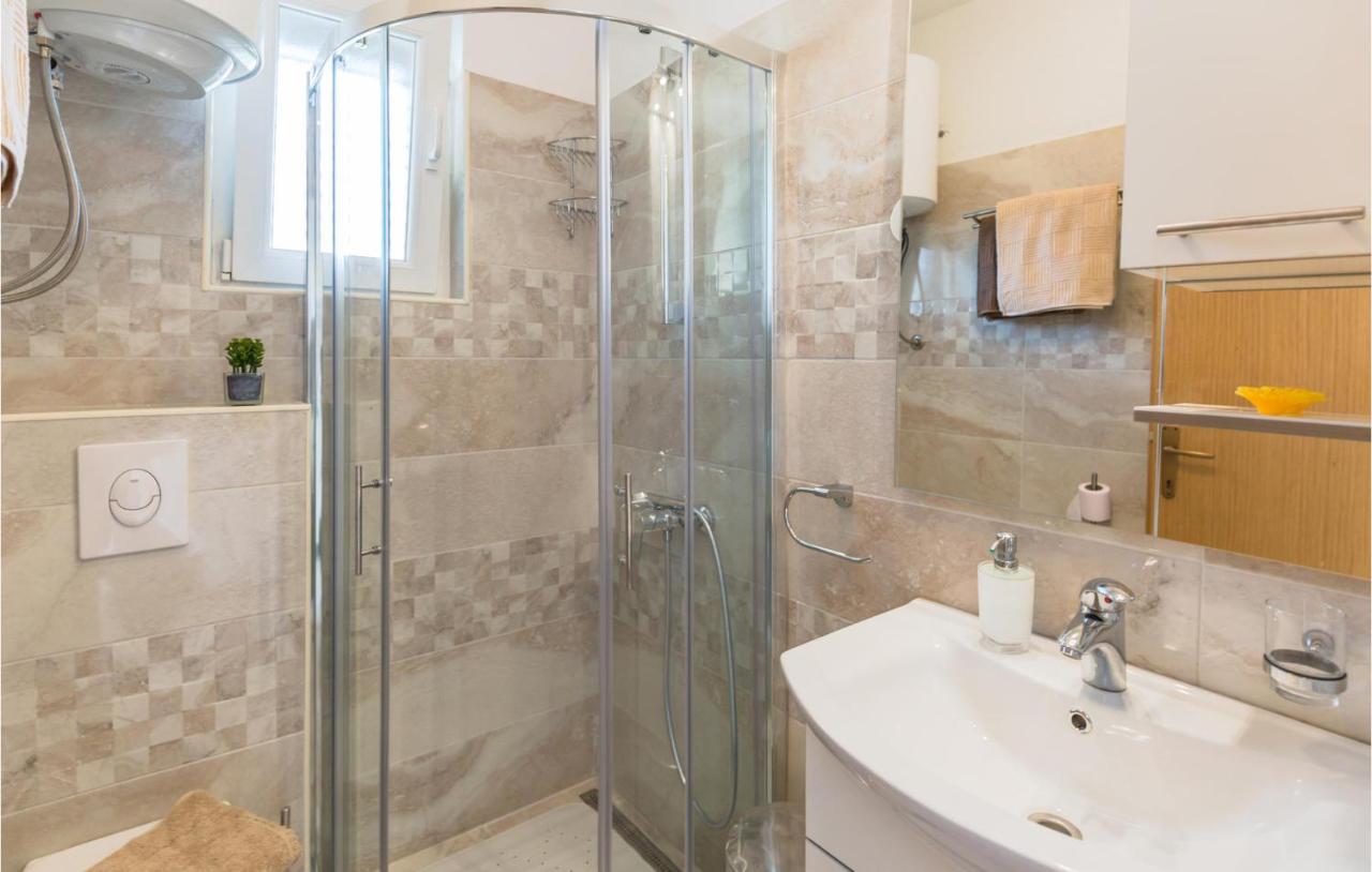 Lovely Apartment In Brela With House Sea View Esterno foto